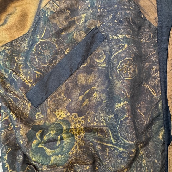 Vintage Lavon Women’s Black & Gold Copper Paisley Print Jacket Size Medium - Picture 5 of 6